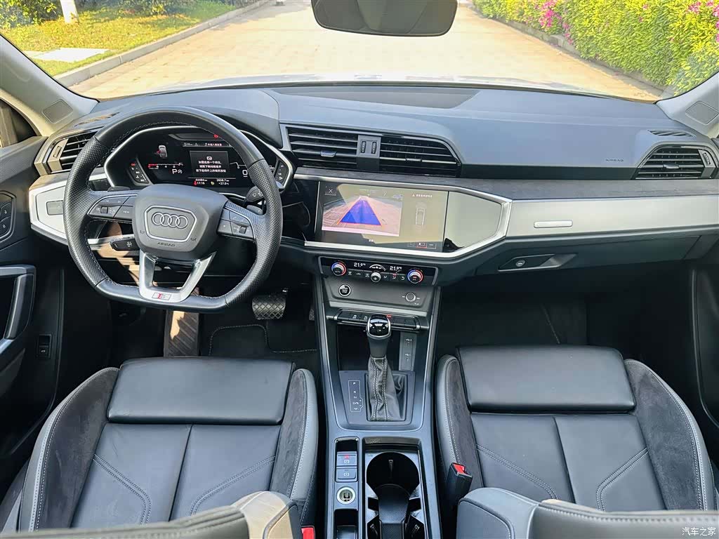 Audi Q3, 2023 8