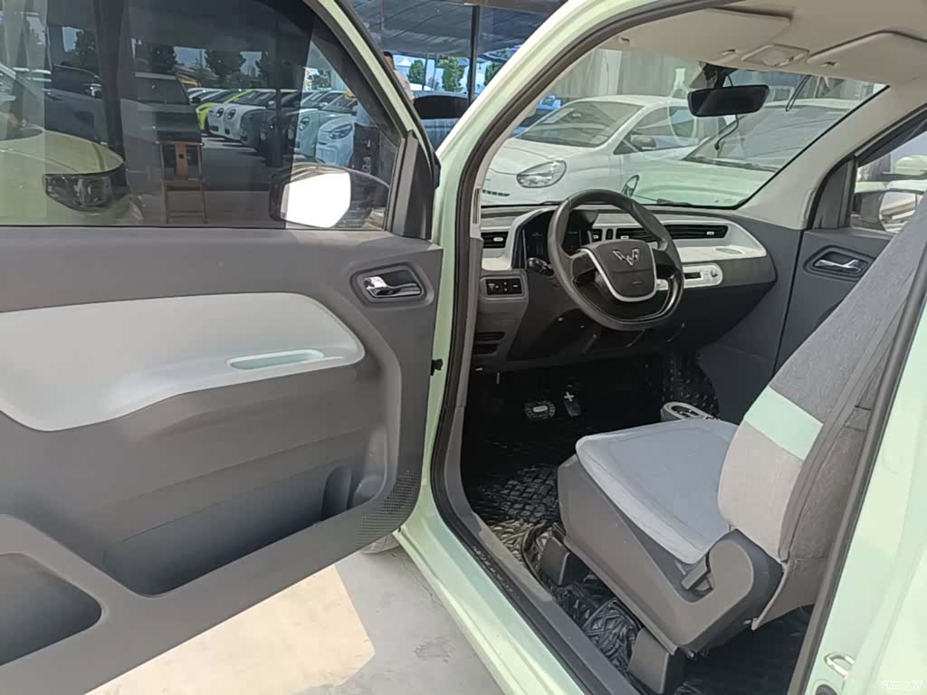 Wuling MINIEV, 2021 16