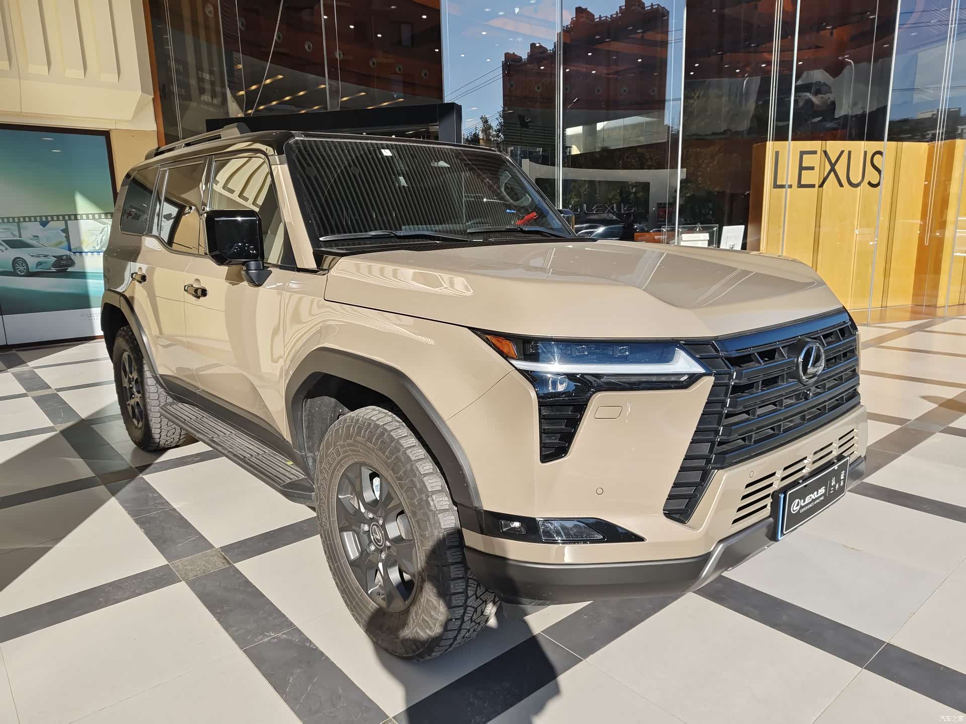 Lexus GX, 2025 9