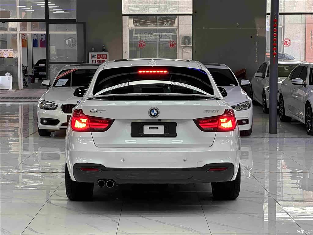 BMW 3 Series, 2020 все фото