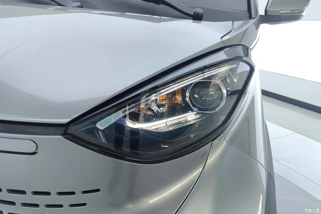 Wuling E100, 2019 все фото