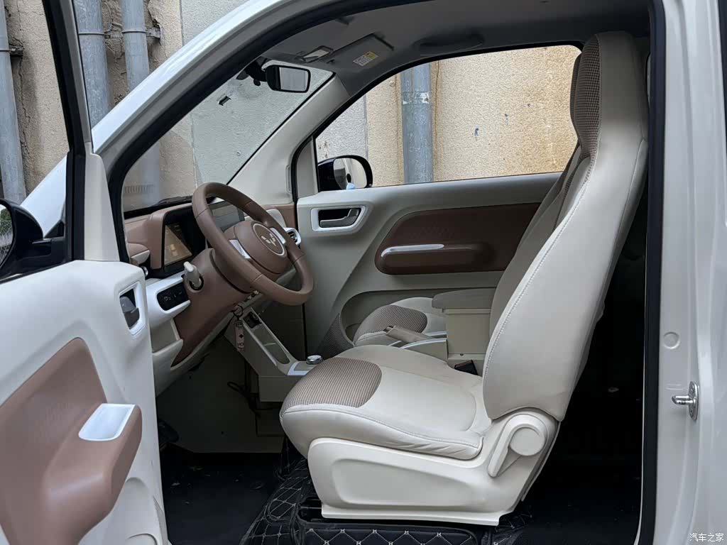 Wuling MINIEV, 2024 7