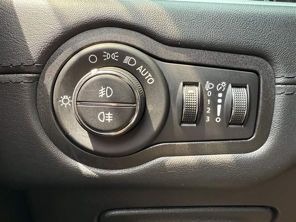 Jeep Grand Commander