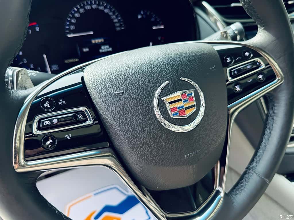 Cadillac CTS, 2015 9