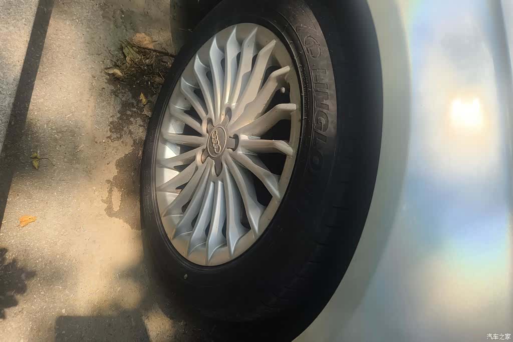 Audi A4L, 2016 6