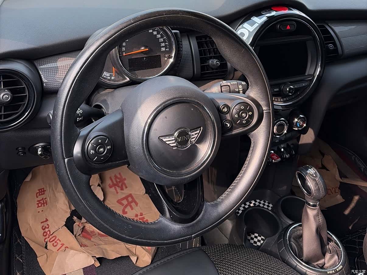 Mini Cooper, 2015 4