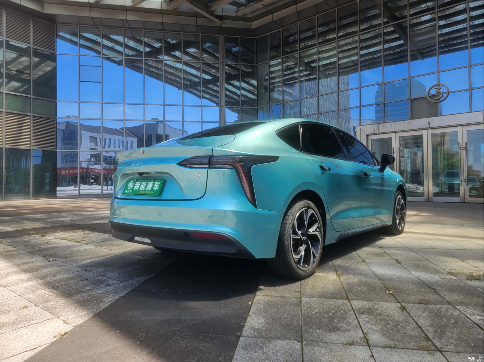 JMC Yi, 2022 17