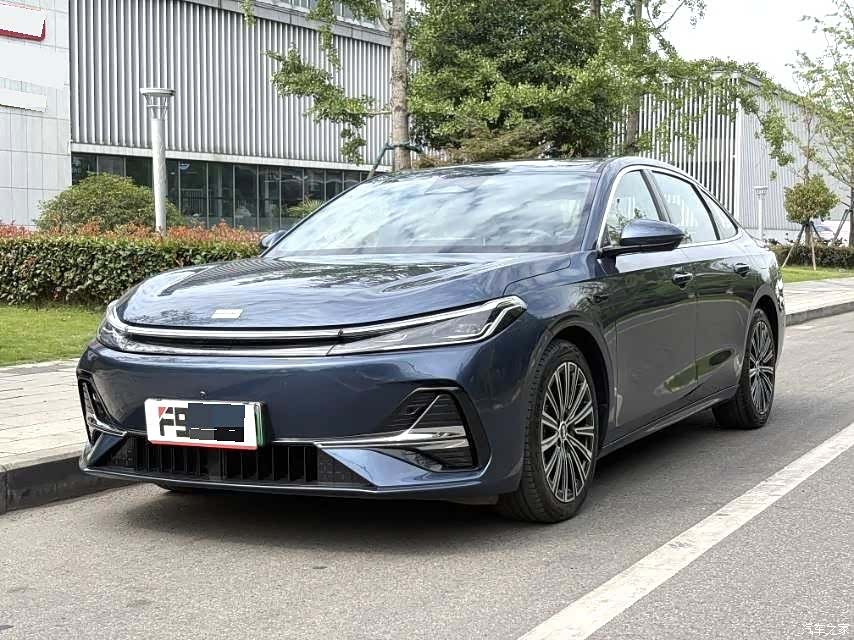 Geely A7, 2025 1
