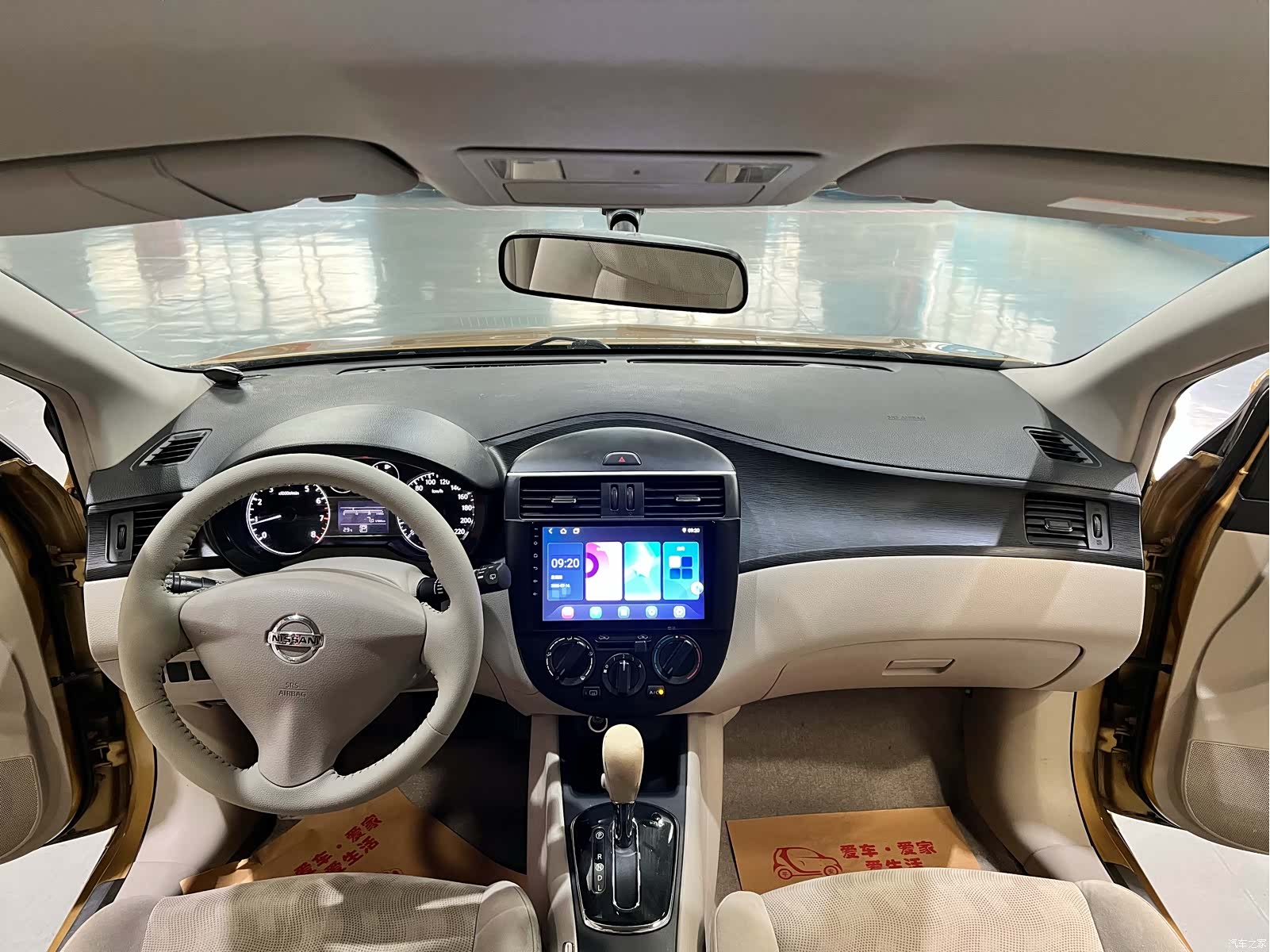 Nissan Tiida, 2012 все фото