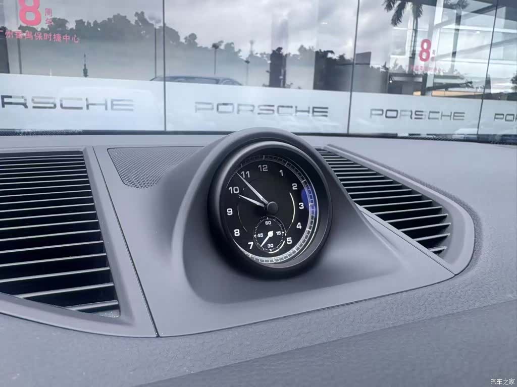 Porsche Macan, 2022 15