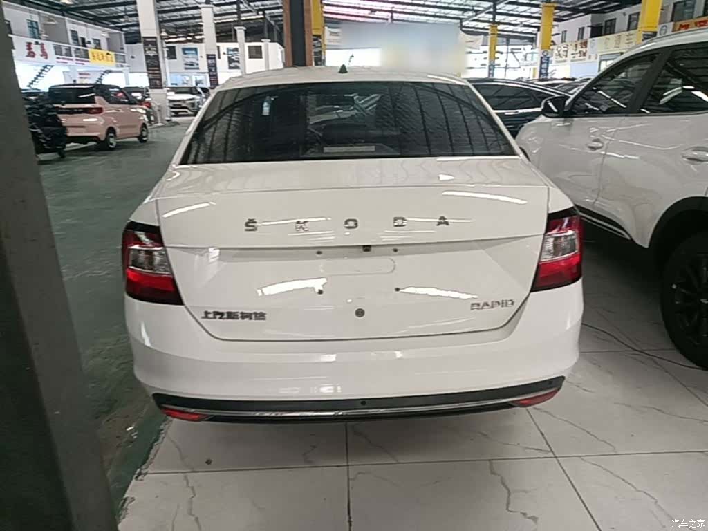 Skoda Rapid, 2020 6