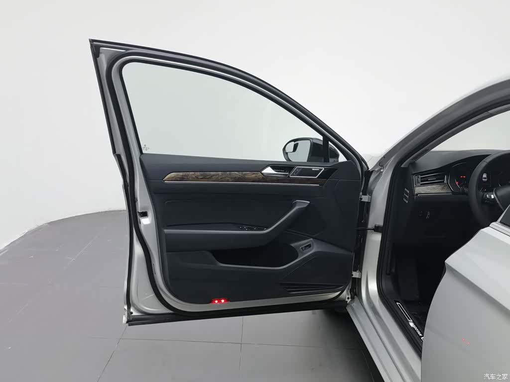 Volkswagen Magotan, 2017 8
