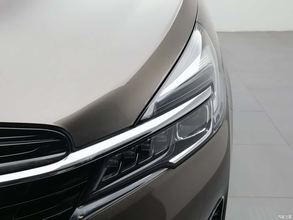 Buick GL8, 2022 7