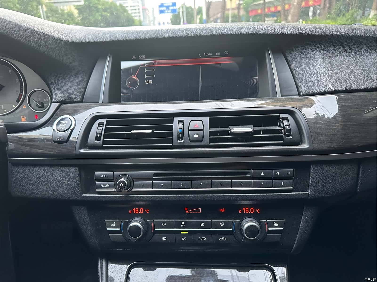 BMW 5 Series, 2016 26