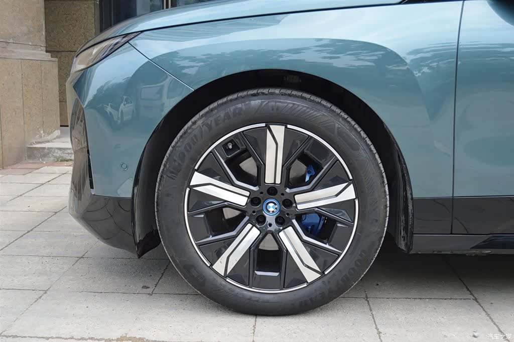 BMW iX, 2024 2