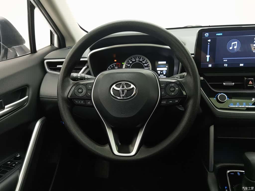 Toyota Frontlander, 2022 11