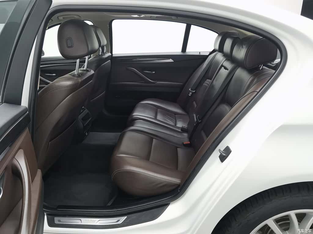 BMW 5 Series, 2015 15