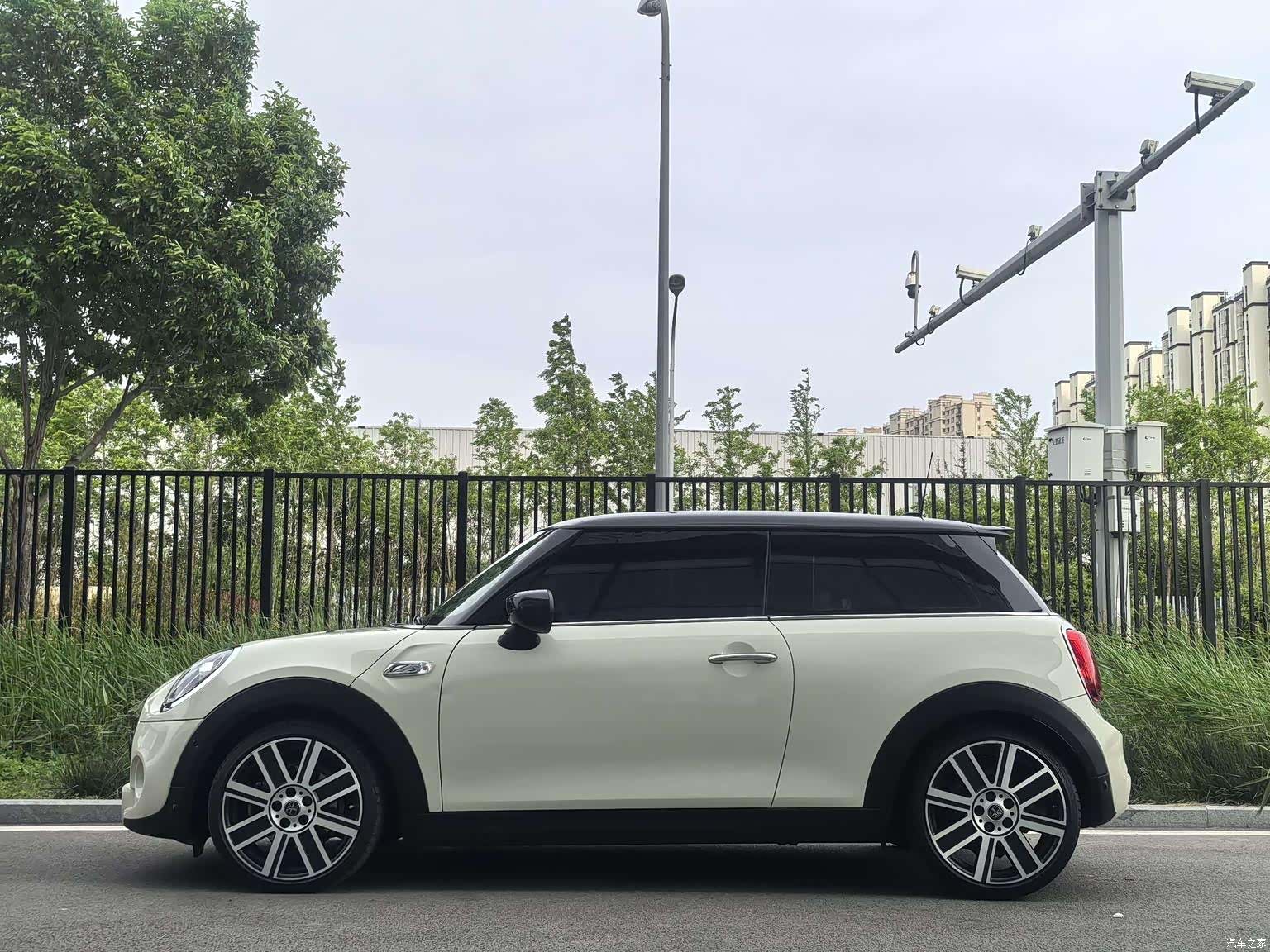 Mini Cooper, 2020 3