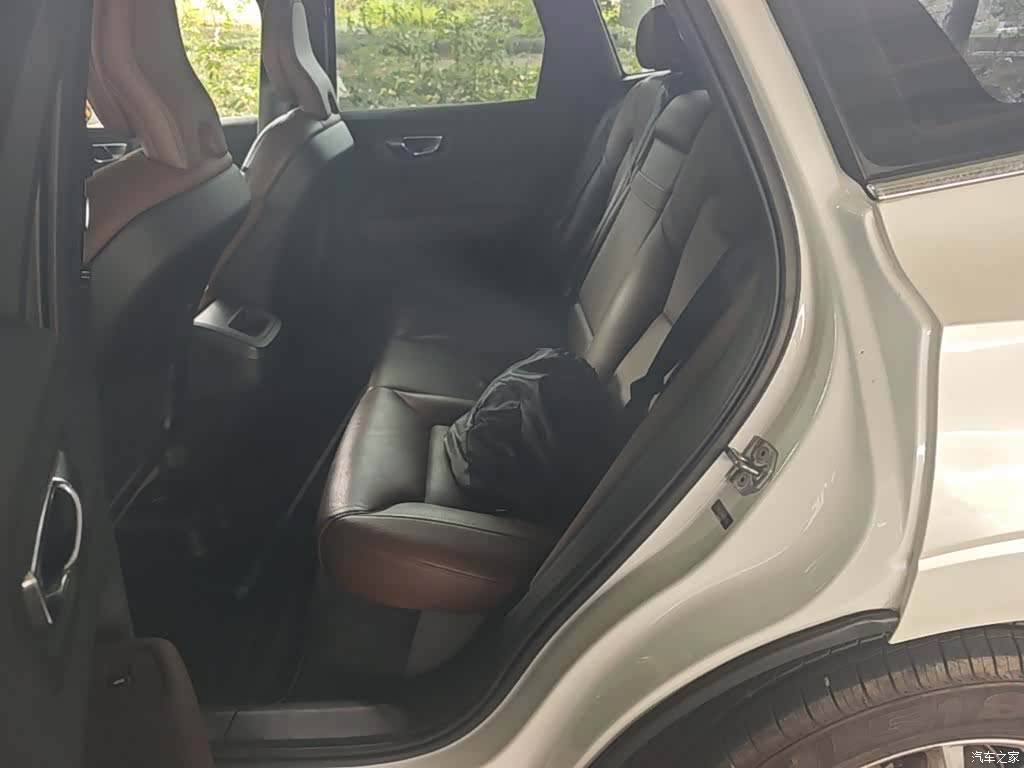 Volvo XC60, 2019 17