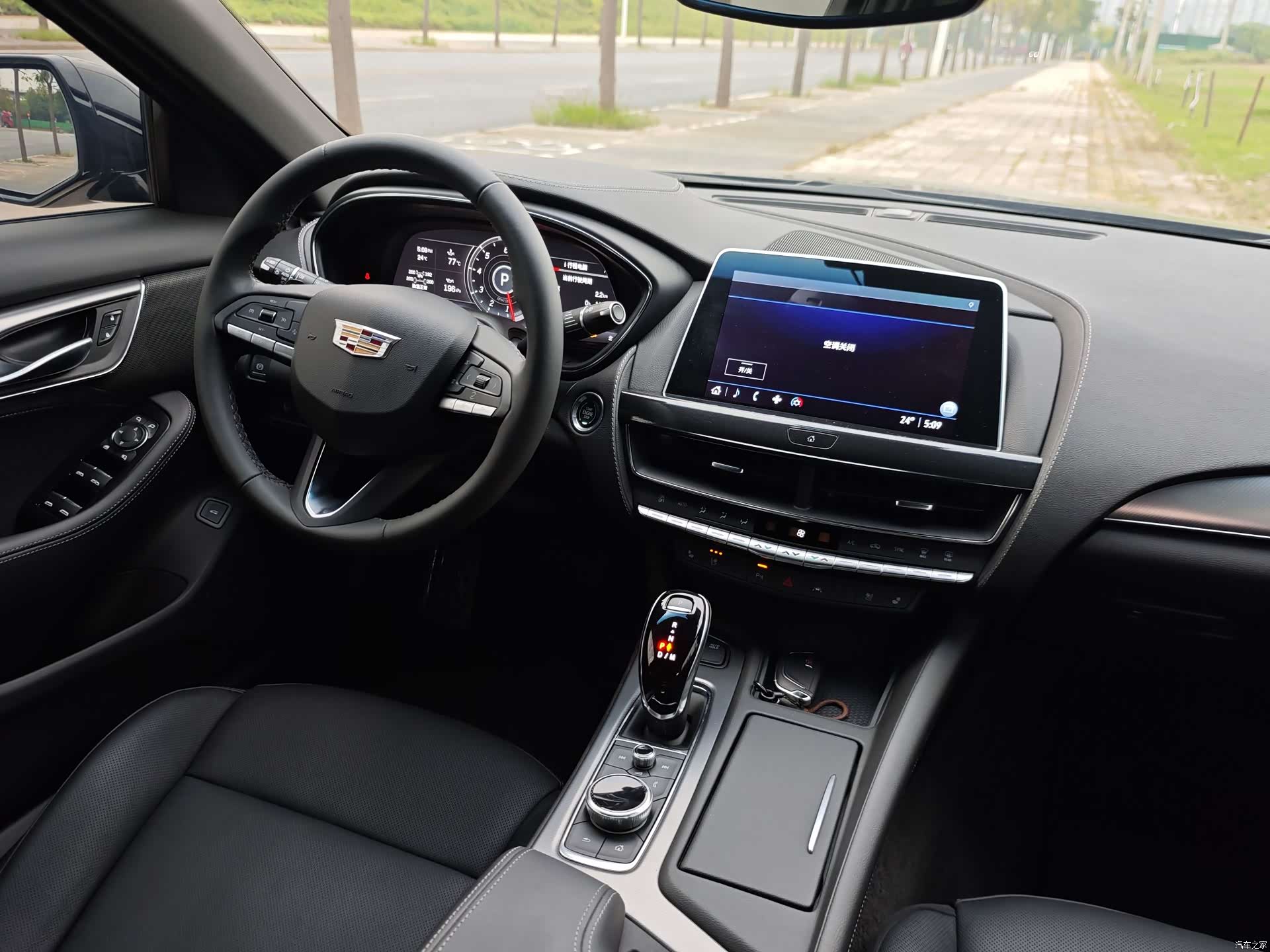 Cadillac CT5, 2023 26
