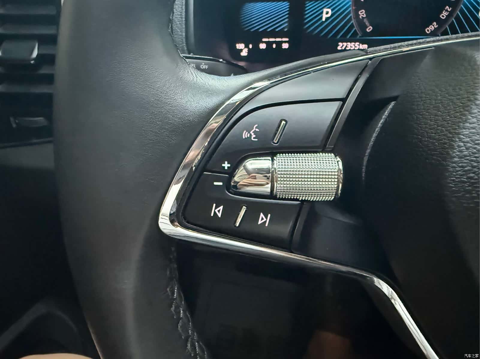 Skoda Karoq, 2023 13