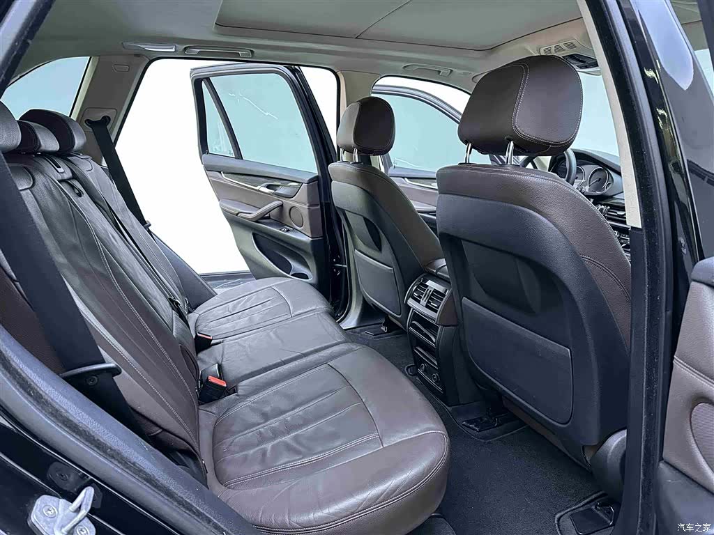 BMW X5, 2015 9