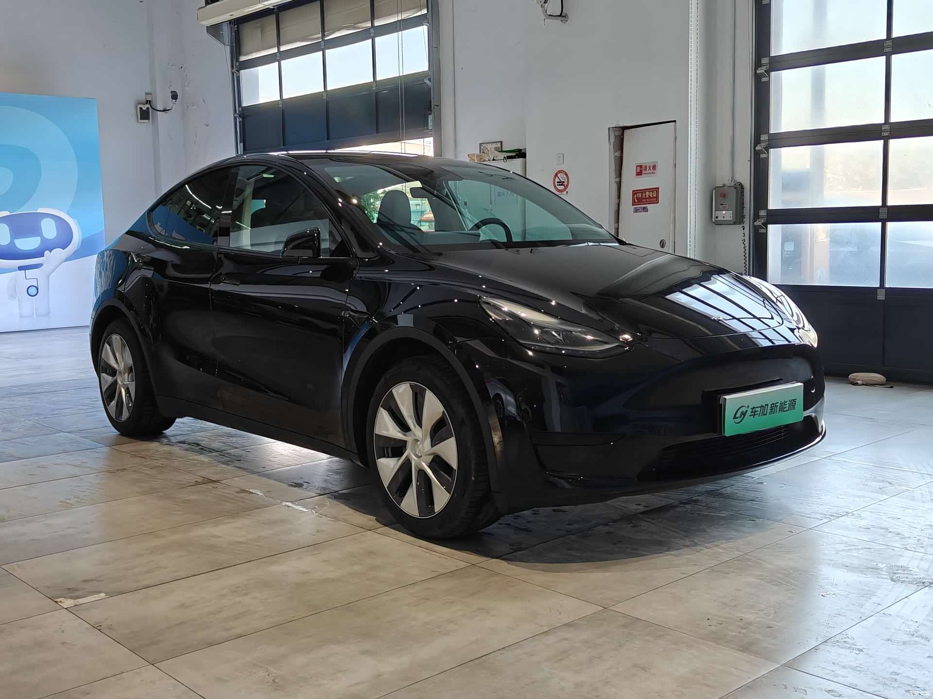 Tesla Model Y, 2024 3