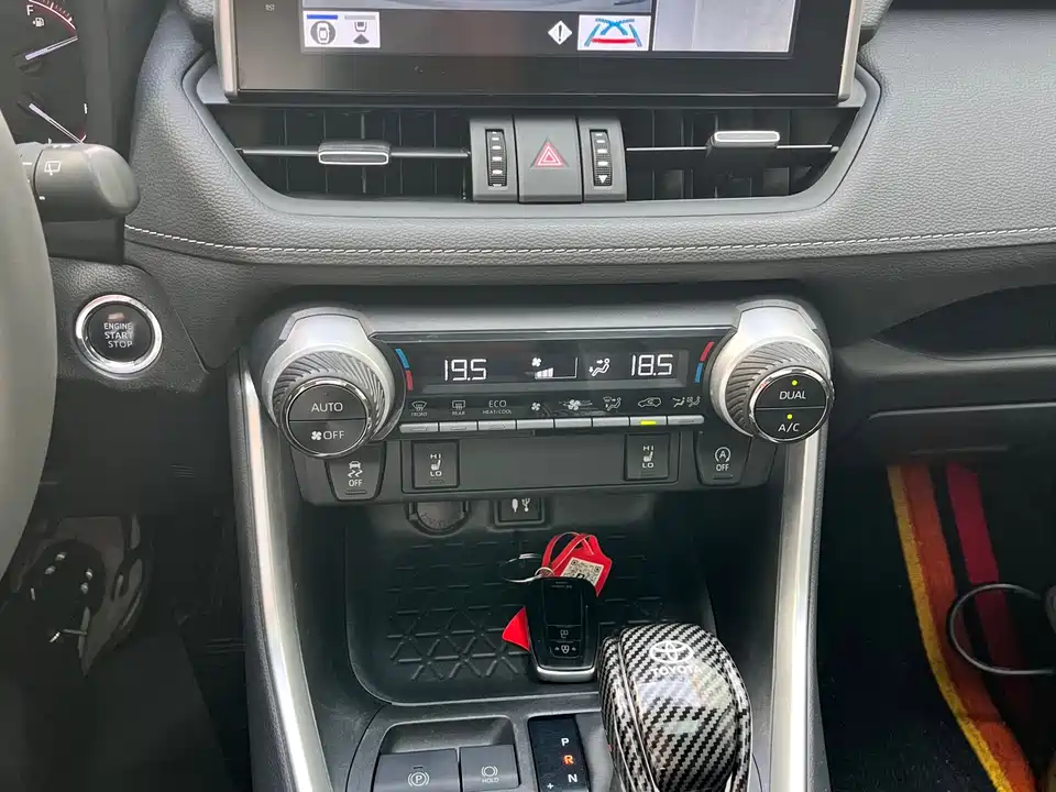 Toyota RAV4 Rongfang