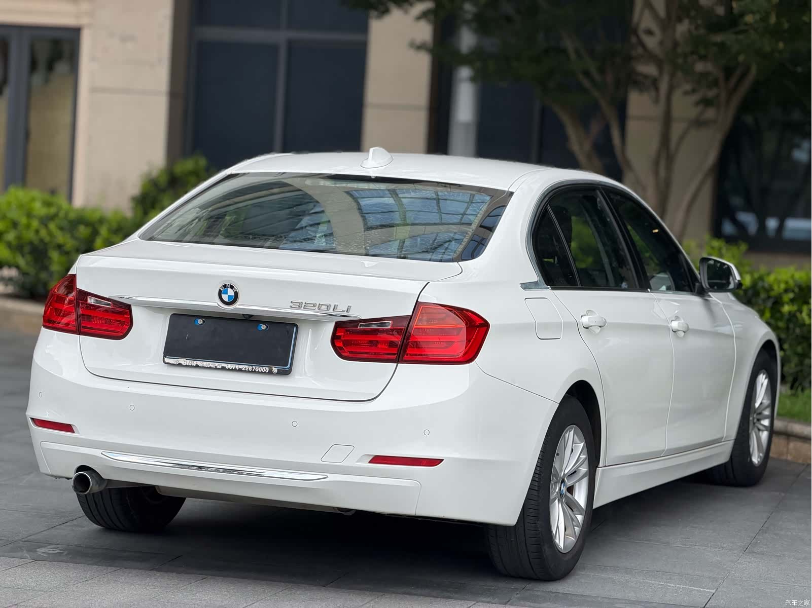 BMW 3 Series, 2015 10