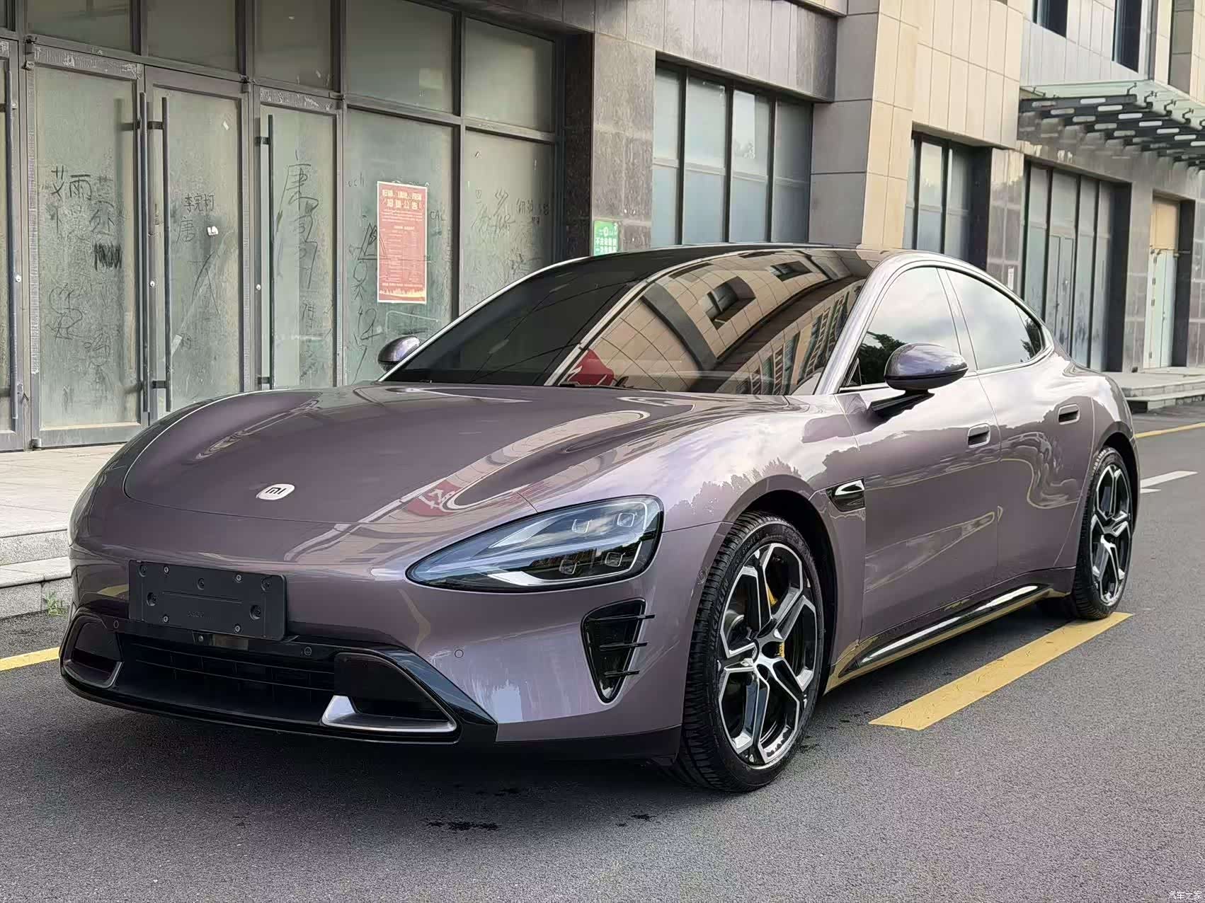 Xiaomi SU7, 2025 1