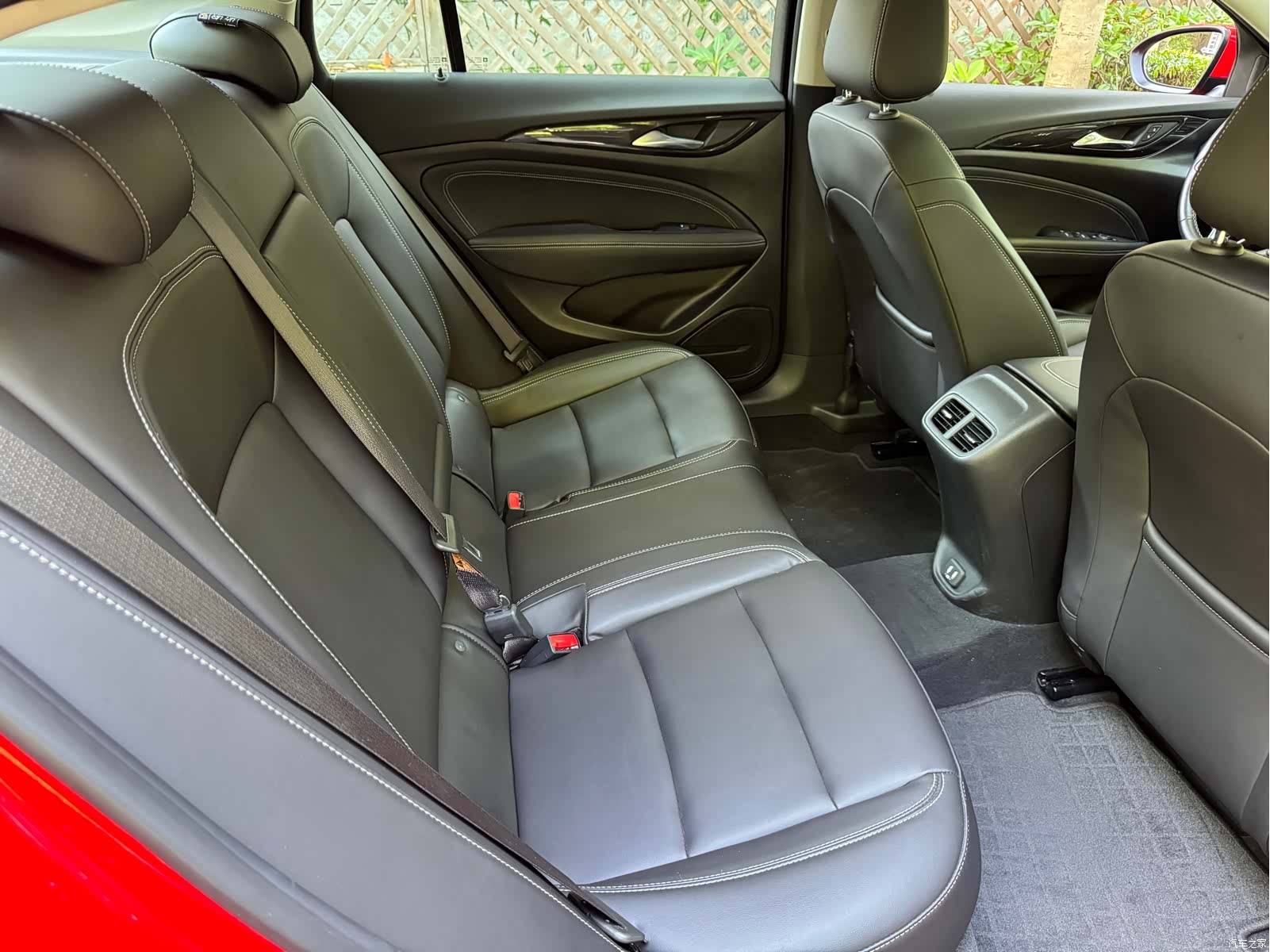 Buick Regal, 2023 14