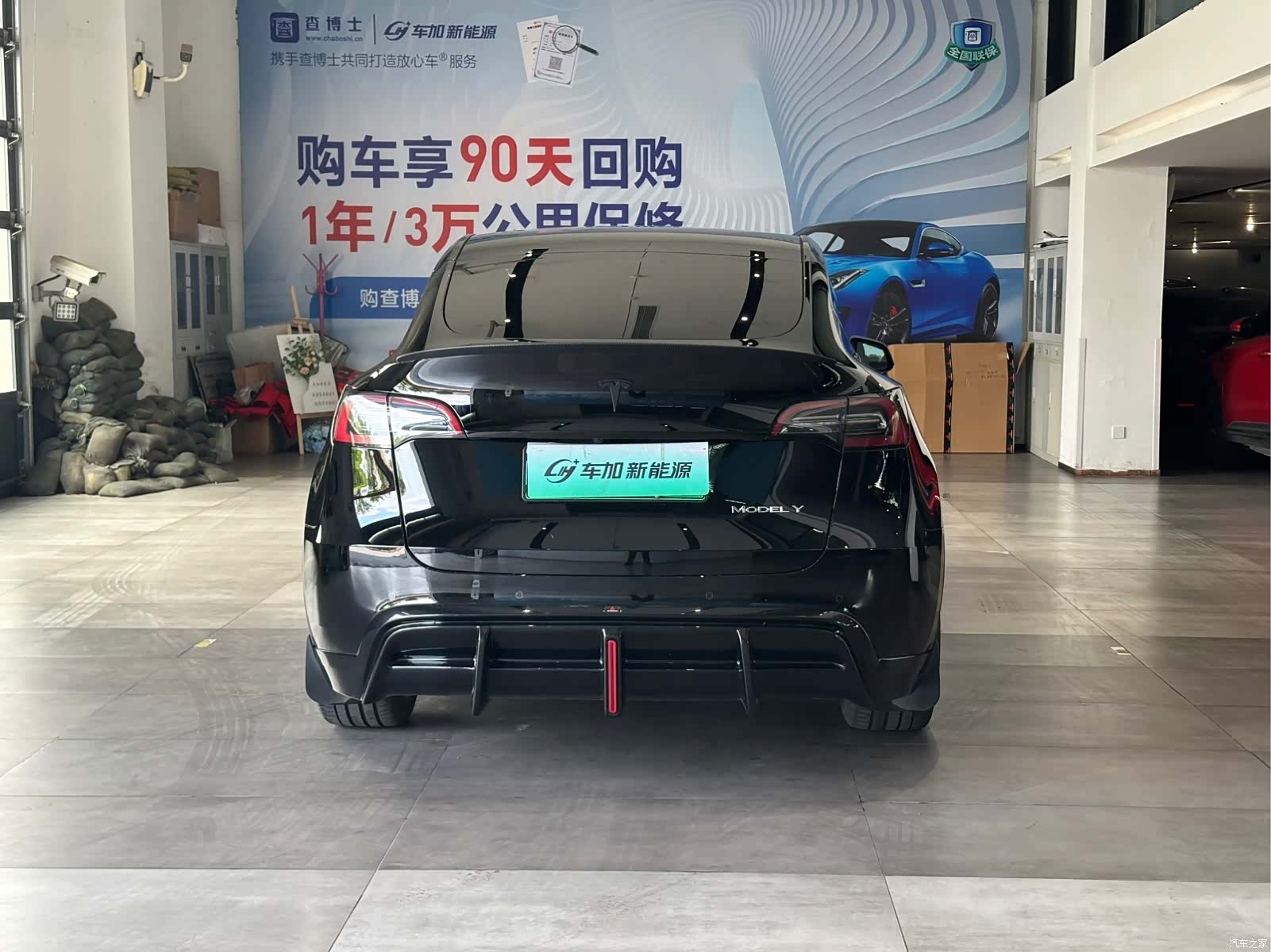 Tesla Model Y, 2024 8