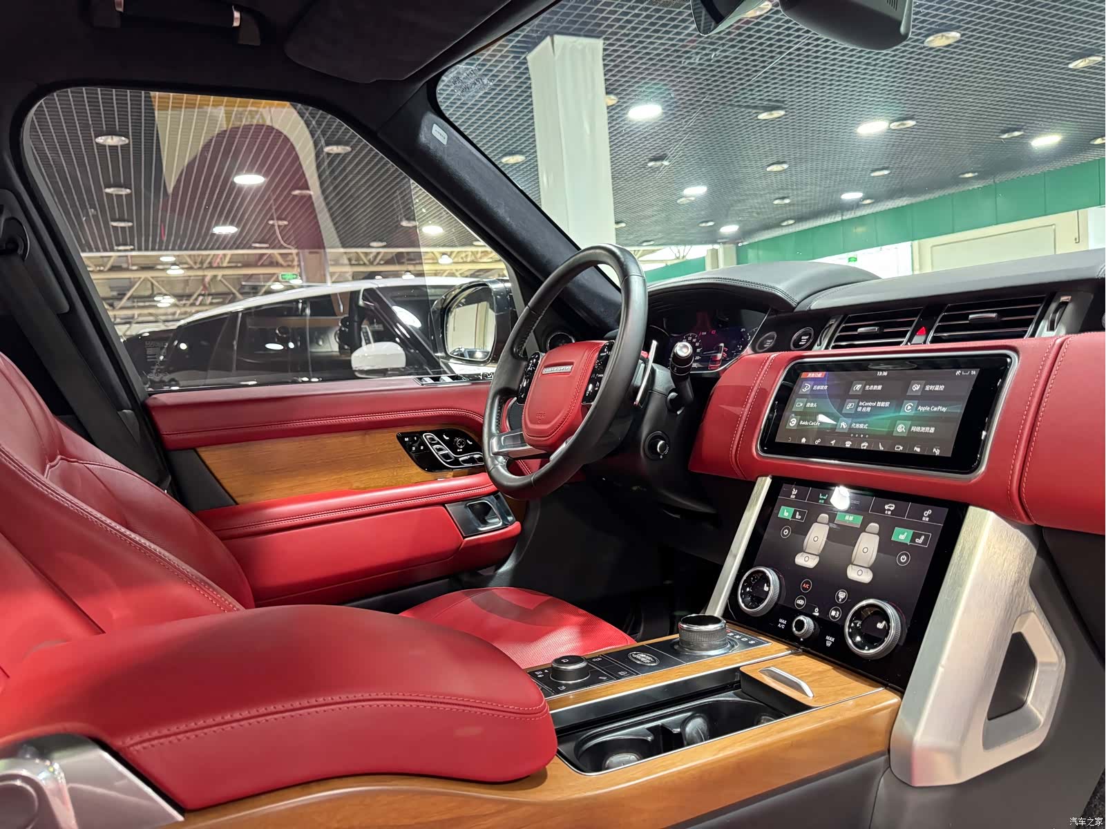 Land Rover Range Rover, 2019 10