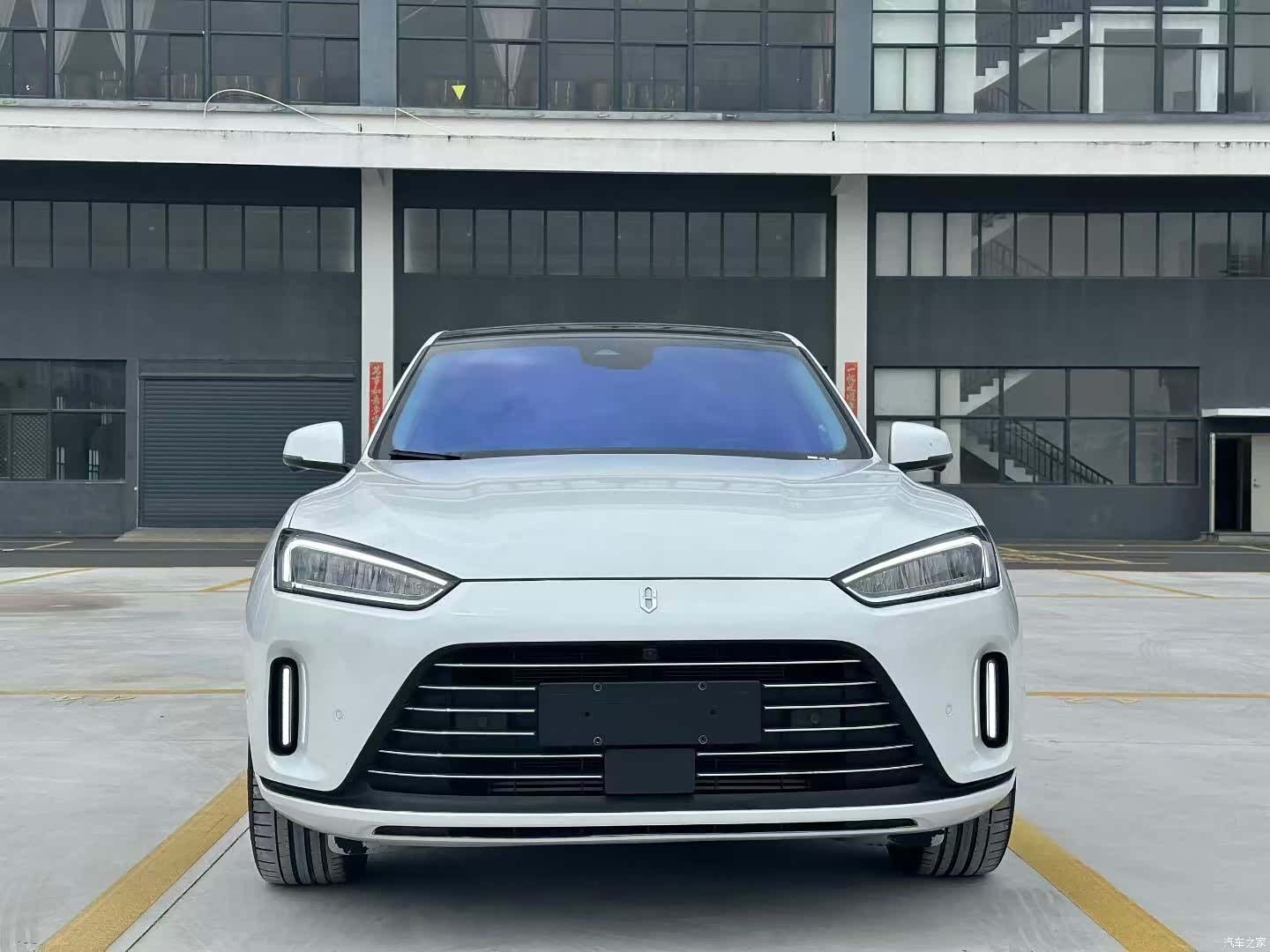 AITO M5, 2022 2