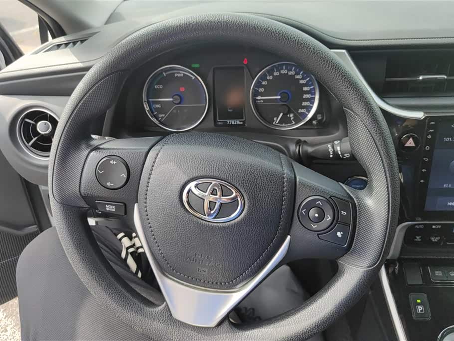Toyota Corolla dual engine E+ Toyota Corolla dual engine E+