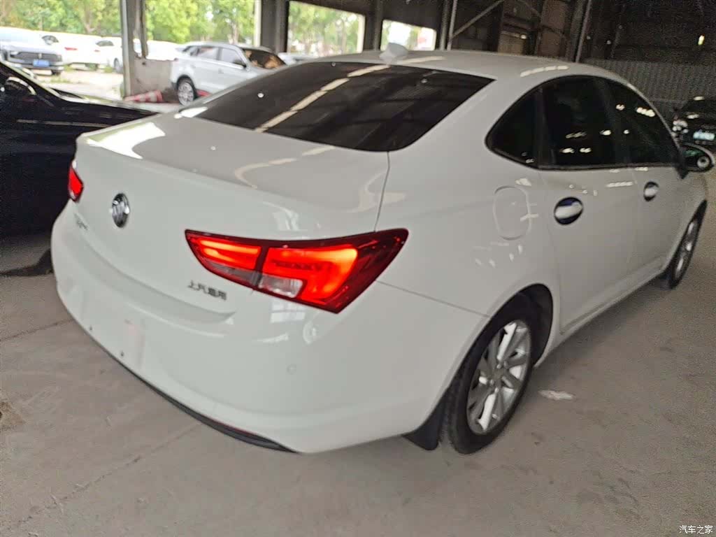 Buick Verano, 2019 7