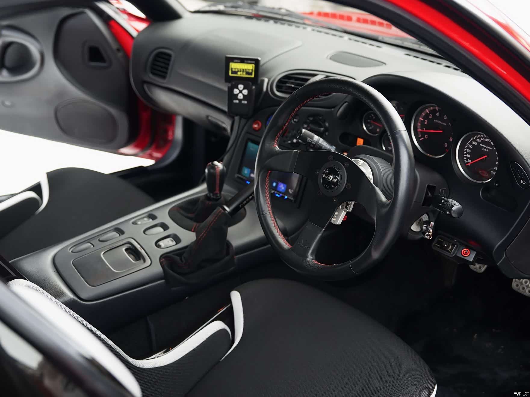 Mazda RX-7, 2015 12