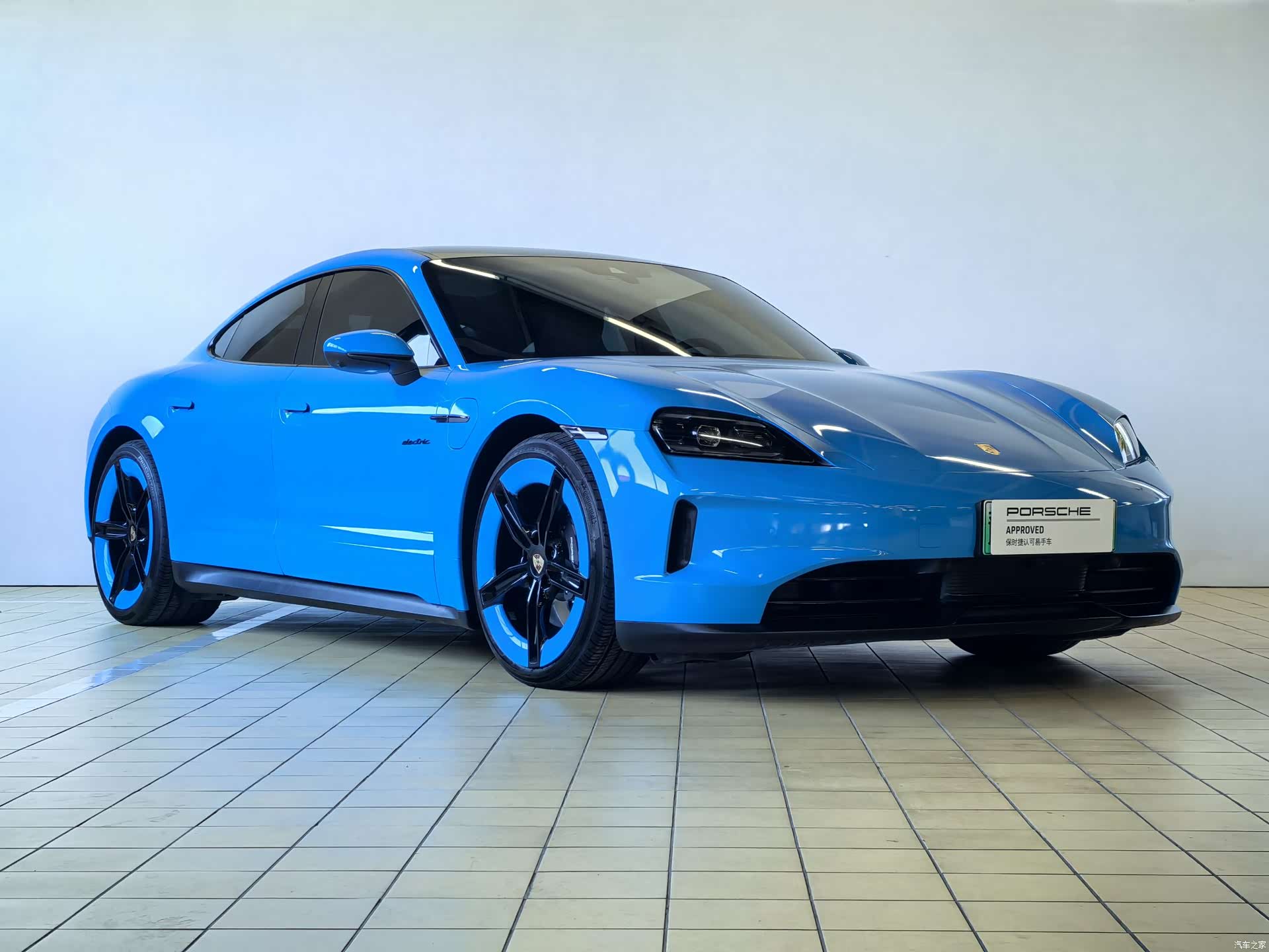 Porsche Taycan, 2026 3