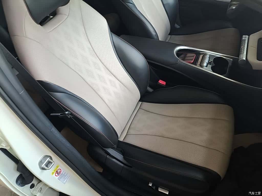 BYD Dolphin, 2023 25