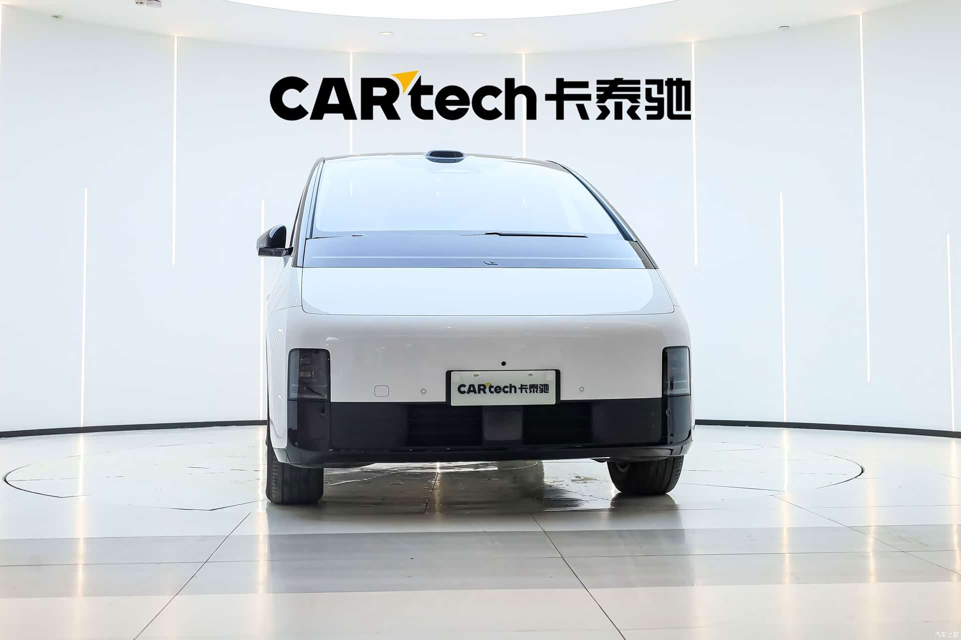 Li Auto MEGA, 2025 1
