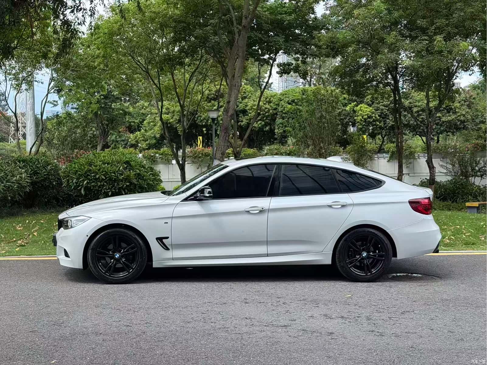 BMW 3 Series, 2021 все фото