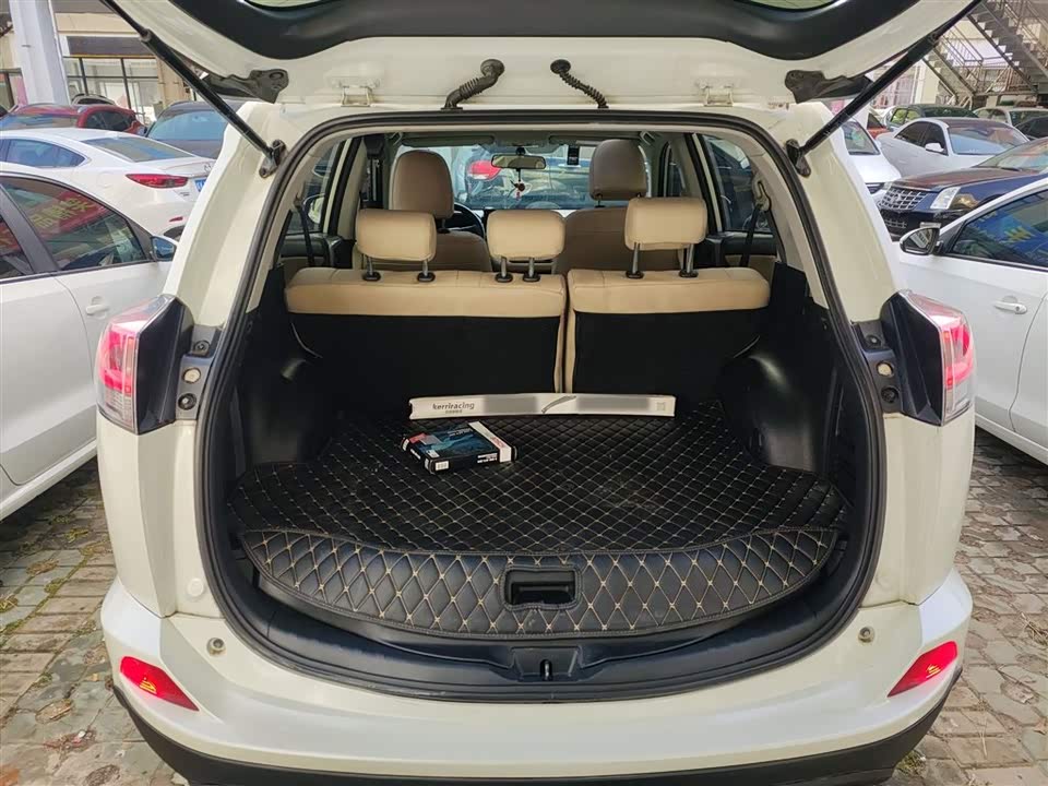 Toyota RAV4 Rongfang