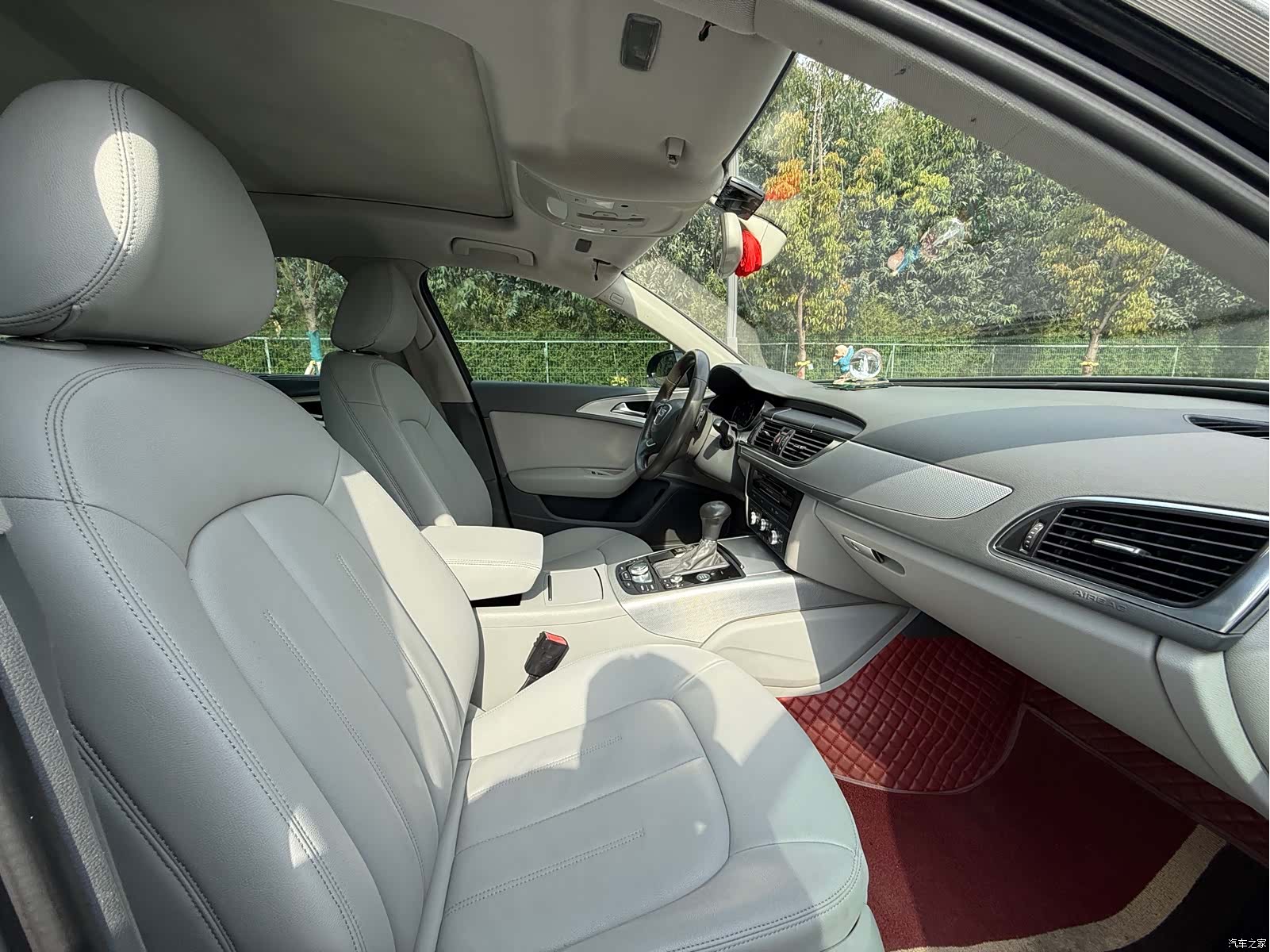 Audi A6L, 2013 22