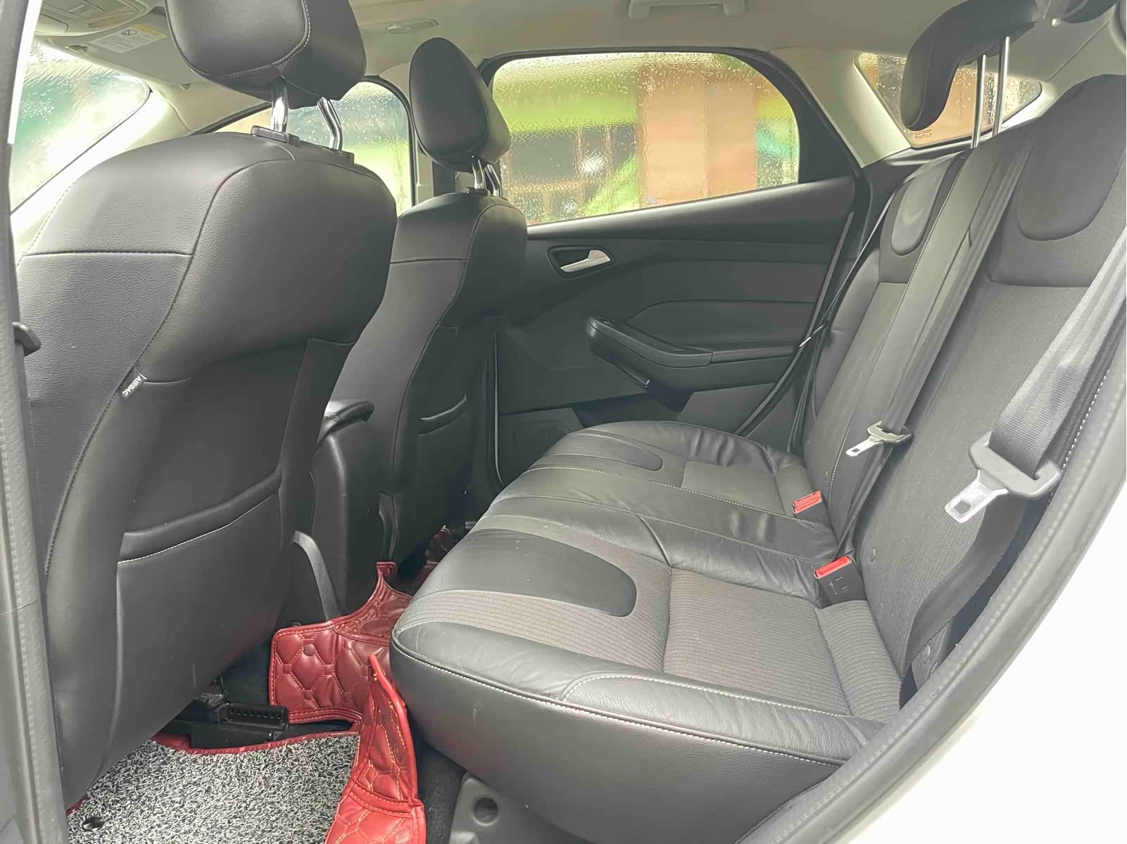 Ford Focus, 2014 12