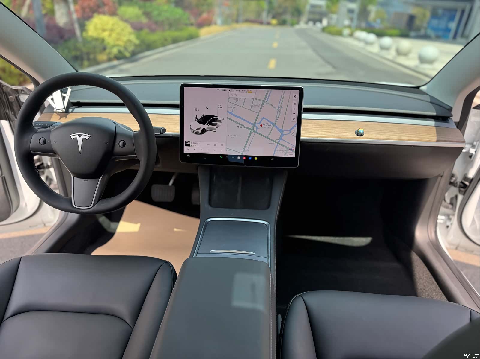 Tesla Model 3, 2021 все фото