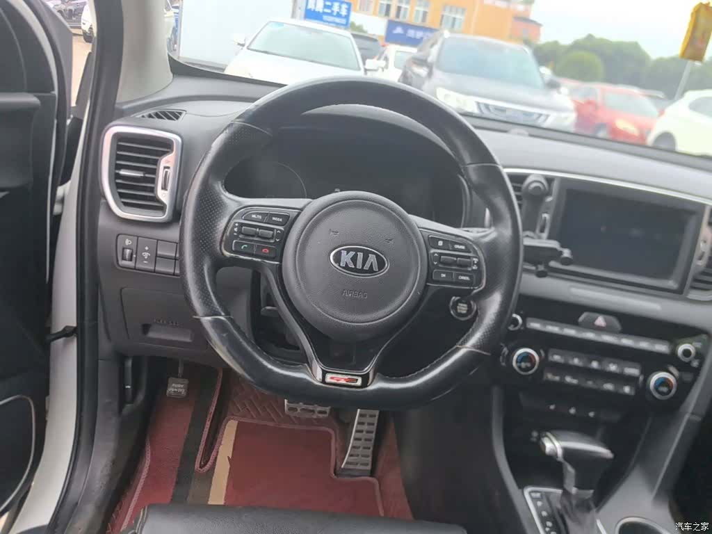 Kia KX5, 2016 11