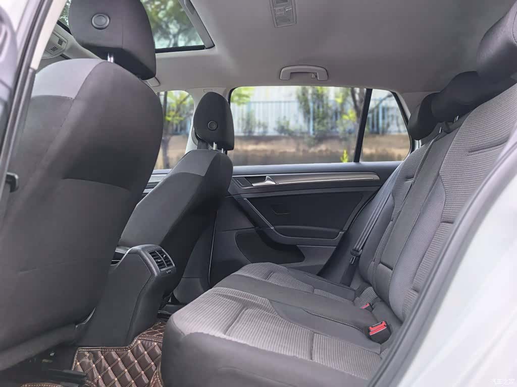 Volkswagen Golf, 2017 14