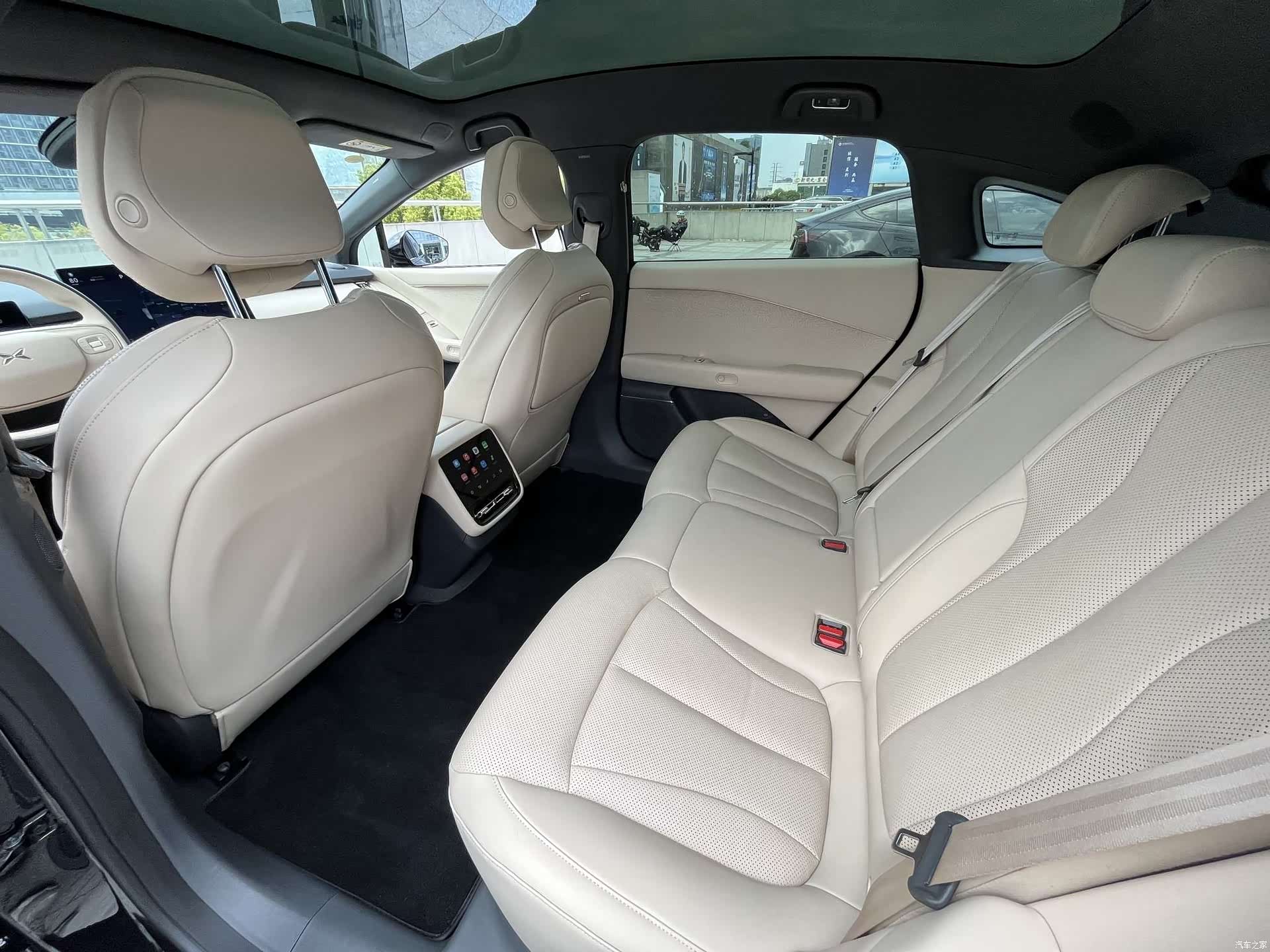 Xpeng P7, 2024 7