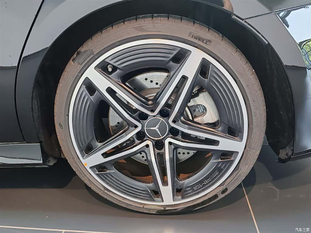 Mercedes-Benz A-Class, 2025 18