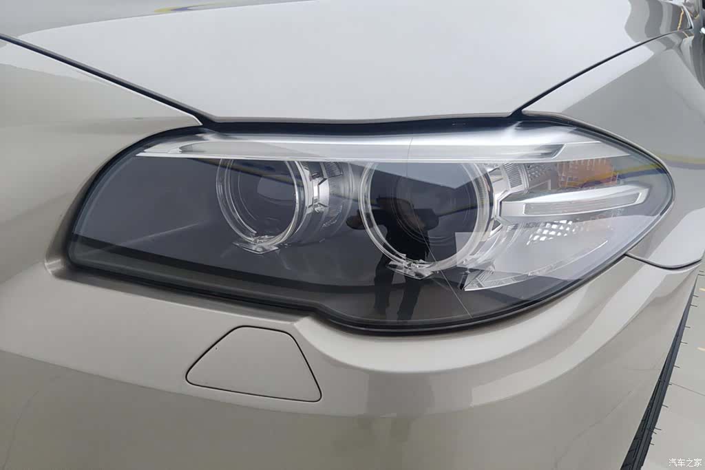 BMW 5 Series, 2015 все фото